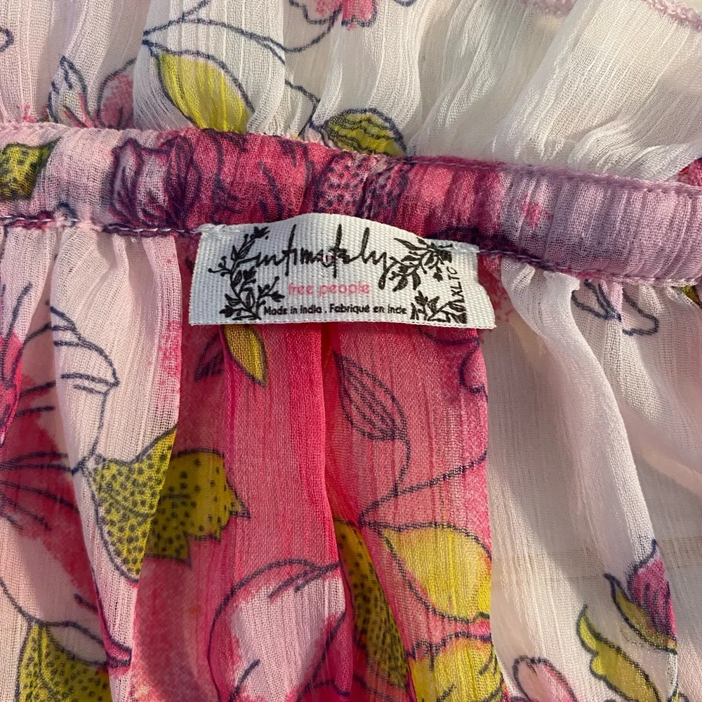 Free People reposhing this